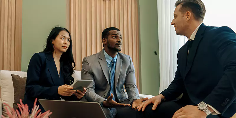 Benefits You Get by Our F-1 Visa Services in Colombia