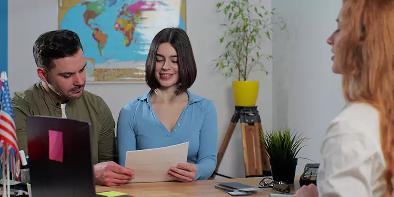 Why Choose Us With US Visa For Investors for Colombia